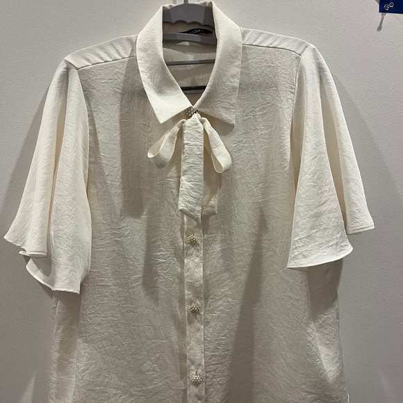 Blouse - Picture 1 of 2